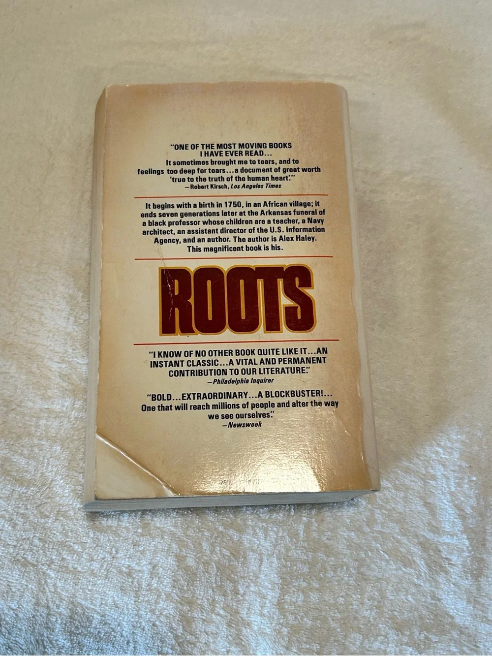 Roots: The Saga of an AmericaRoots: The Saga of an American Family by Alex Haley